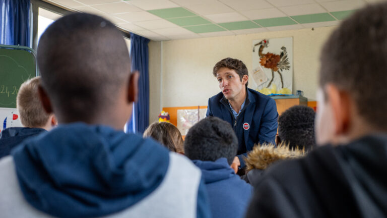 users_cmbbyvkyp03drpc018u27j4c9_pplmCu7H9rgedyhb-P1036580